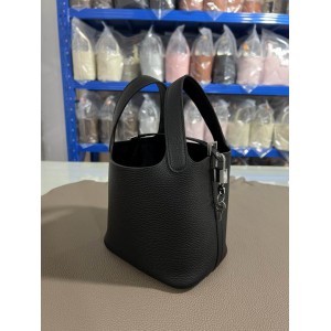 Hermes Picotin Lock 18 bag L 18 x H 19 x D 13 cm Bags