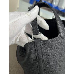 Hermes Picotin Lock 18 bag L 18 x H 19 x D 13 cm Bags