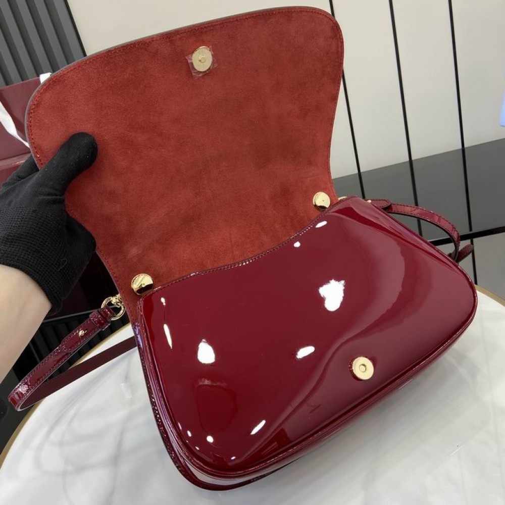 Gucci Blondie medium top handle bag 815719 patent leather Bags