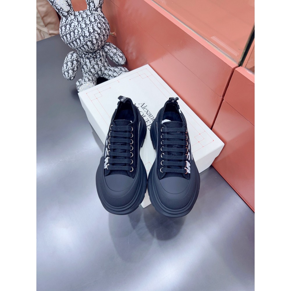 Alexander McQueen sneakers 35-45 Shoes