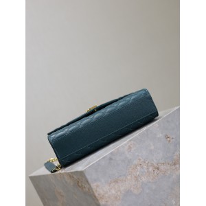 Ysl envelope medium in quilted grain de poudre embossed leather 24x17.5x6cm Bags