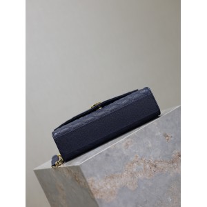 Ysl envelope medium in quilted grain de poudre embossed leather 24x17.5x6cm Bags