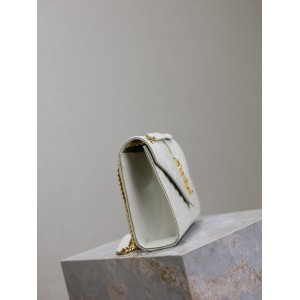 Ysl envelope medium in quilted grain de poudre embossed leather 24x17.5x6cm Bags