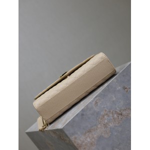 Ysl envelope medium in quilted grain de poudre embossed leather 24x17.5x6cm Bags