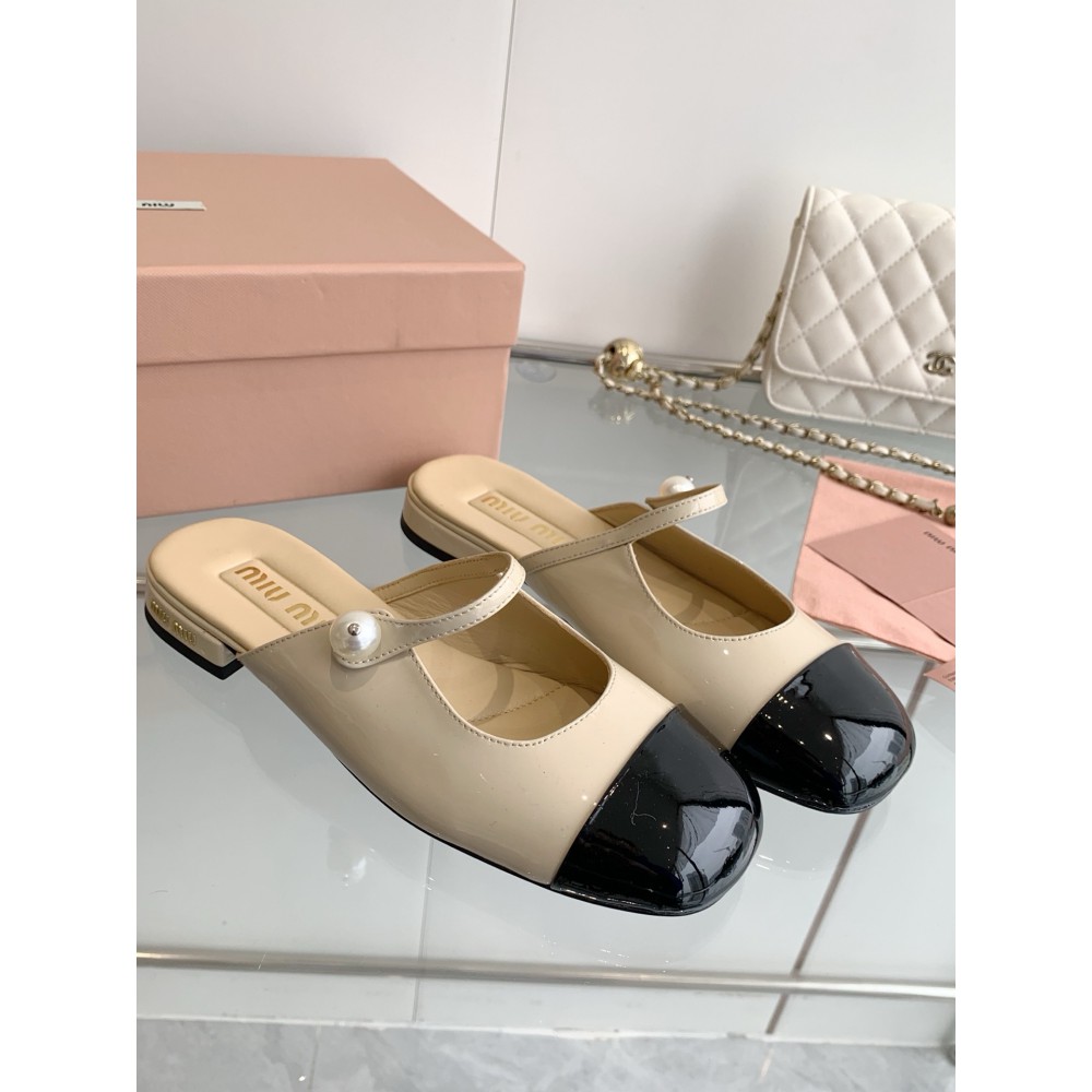Miu Miu flat mules 36-42 Shoes
