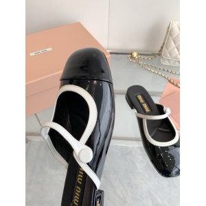Miu Miu flat mules 36-42 Shoes