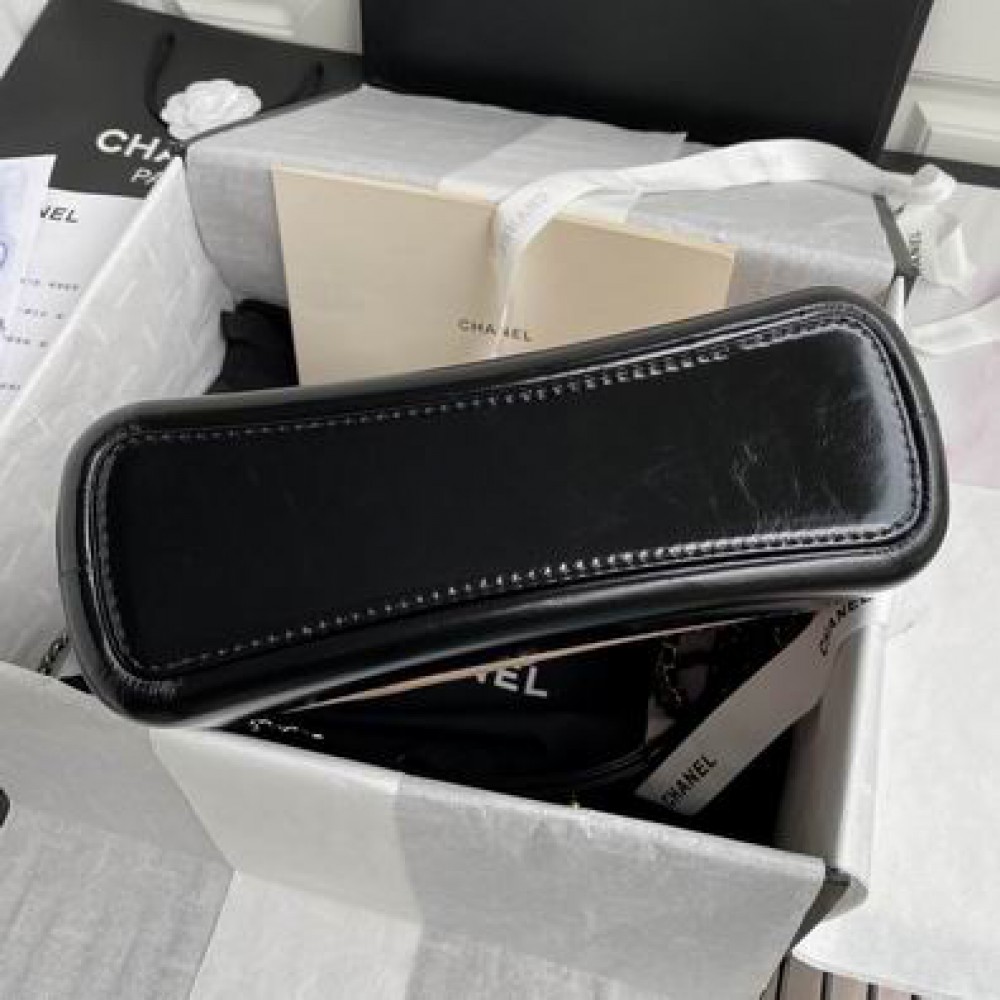 Chanel Gabrielle large hobo bag 28x21cm Bags