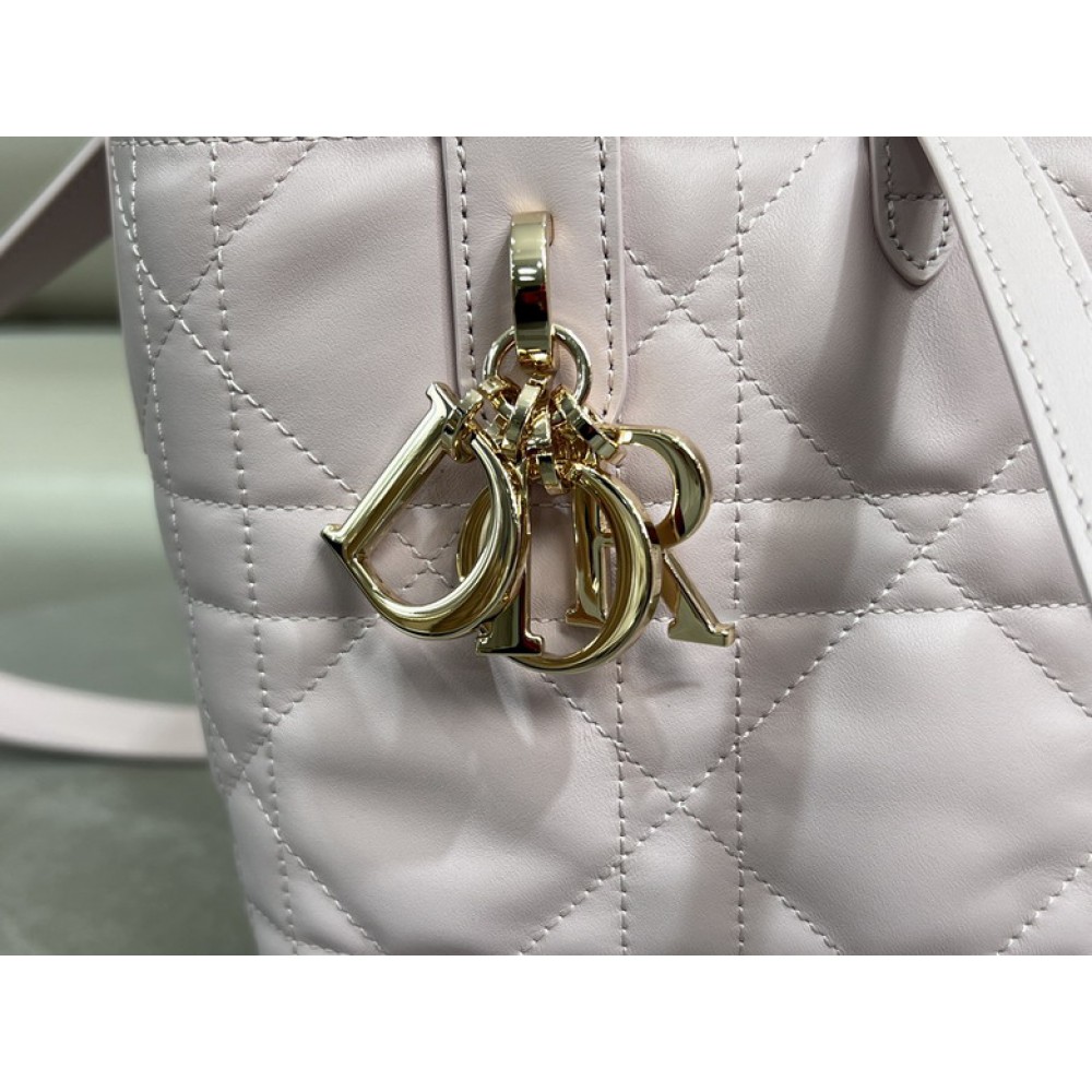 Dior Toujours Vertical Tote Bag small 18.5 x 18.5 x 12 cm Bags