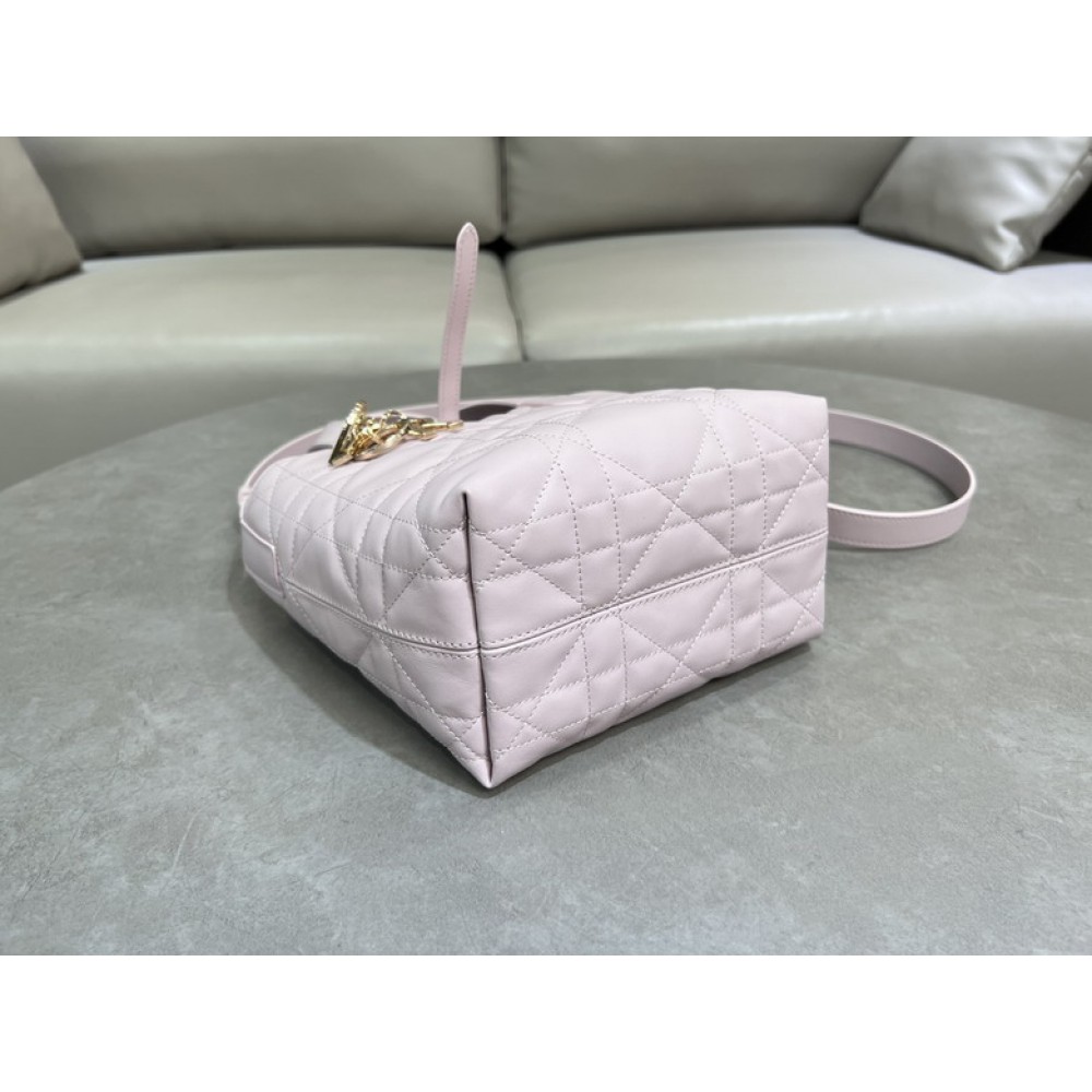 Dior Toujours Vertical Tote Bag small 18.5 x 18.5 x 12 cm Bags