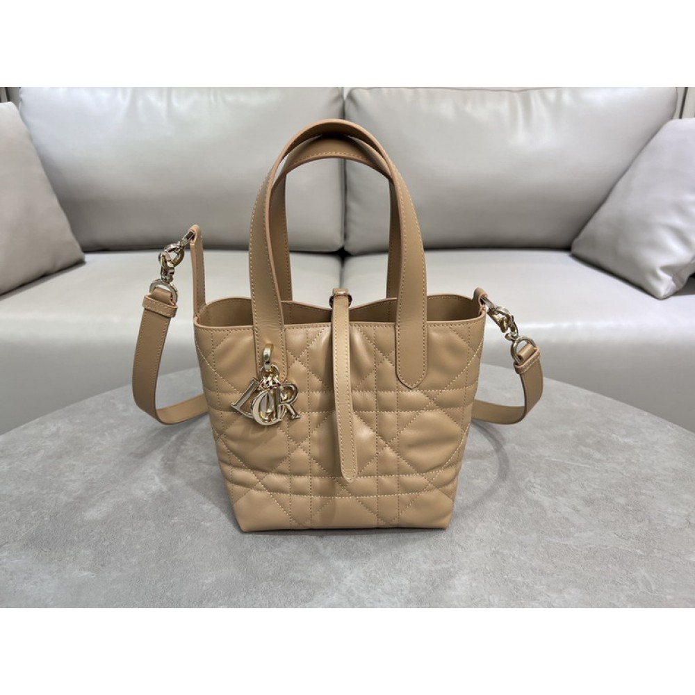 Dior Toujours Vertical Tote Bag small 18.5 x 18.5 x 12 cm Bags
