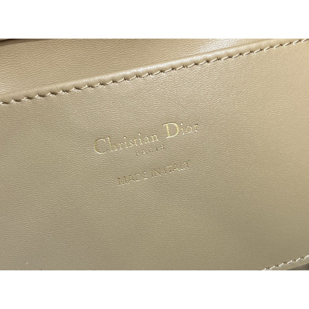 Dior Toujours Vertical Tote Bag small 18.5 x 18.5 x 12 cm Bags