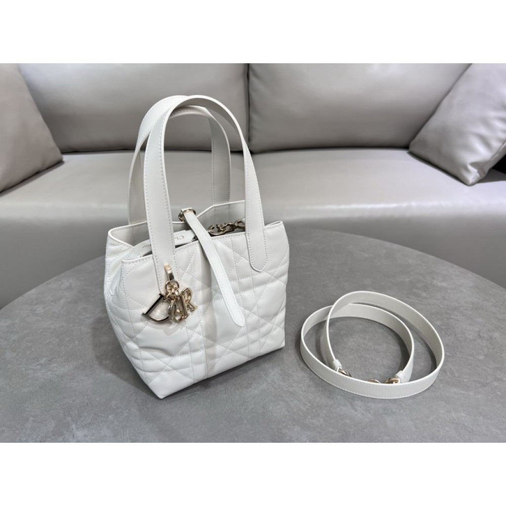 Dior Toujours Vertical Tote Bag small 18.5 x 18.5 x 12 cm Bags