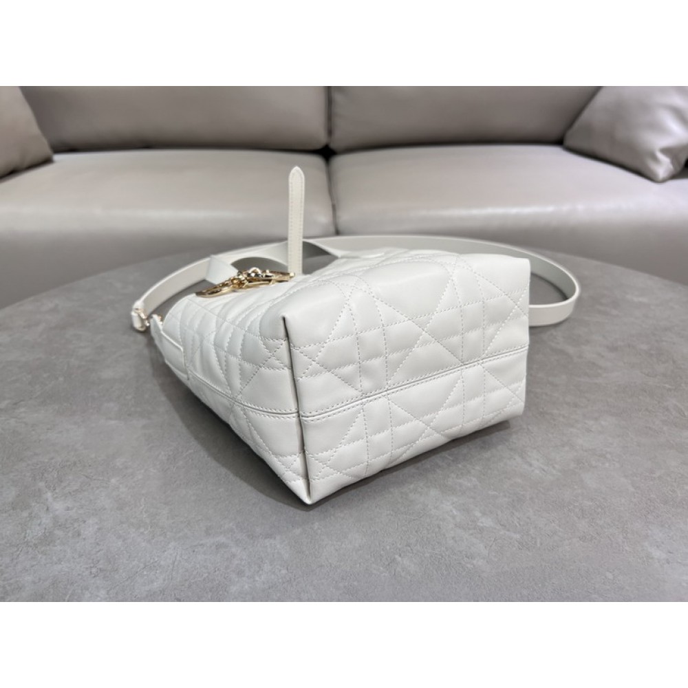 Dior Toujours Vertical Tote Bag small 18.5 x 18.5 x 12 cm Bags