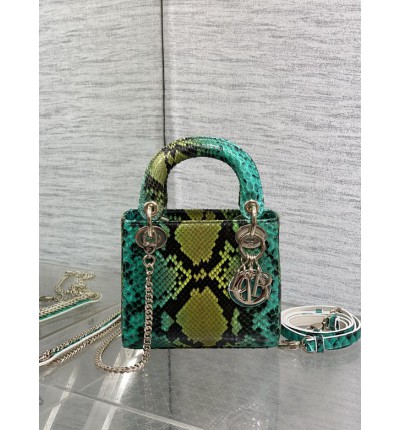 Dior Mini Lady Bag 17 x 15 x 7 cm