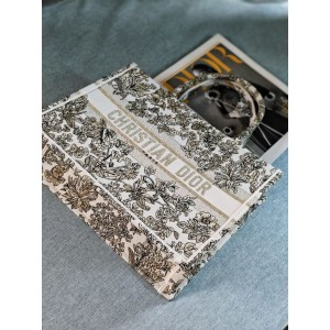 Dior Book Tote medium size 36.5 x 28 x 16.5 cm Bags