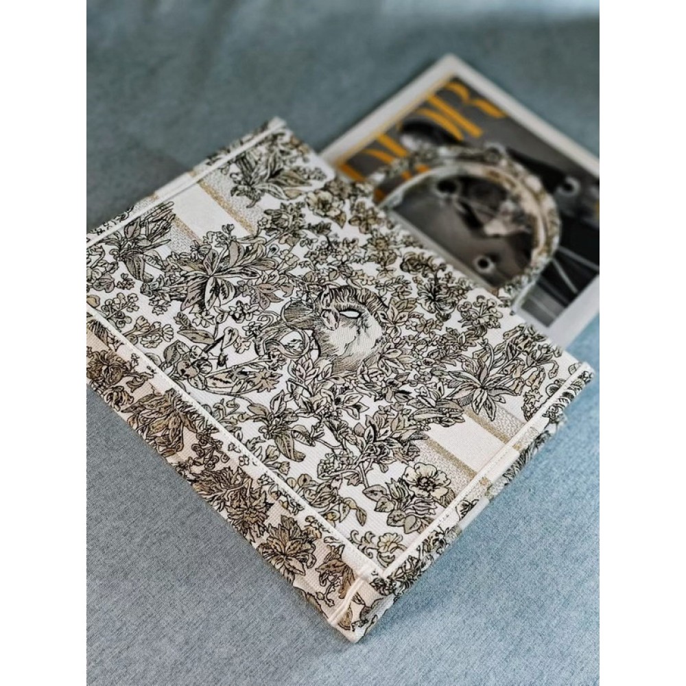 Dior Book Tote medium size 36.5 x 28 x 16.5 cm Bags