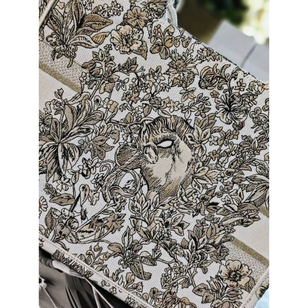 Dior Book Tote medium size 36.5 x 28 x 16.5 cm Bags