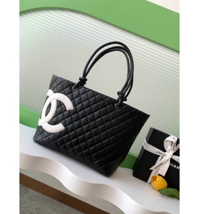 Chanel leather tote bag 30x25x15cm