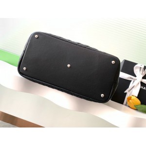 Chanel leather tote bag 30x25x15cm Bags