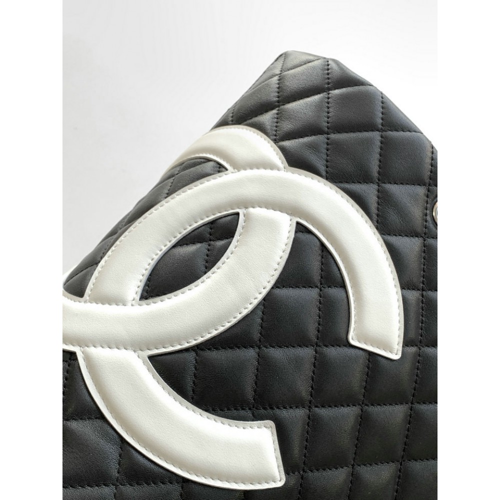 Chanel leather tote bag 30x25x15cm Bags
