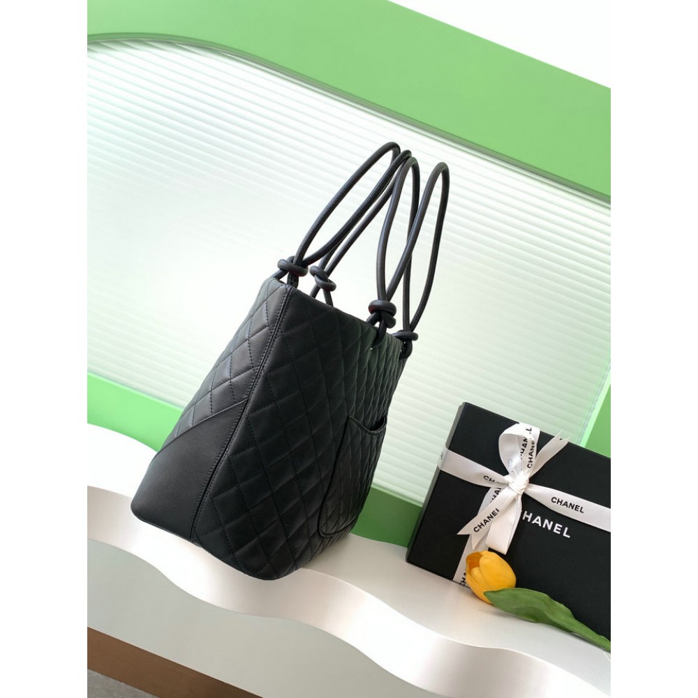 Chanel leather tote bag 30x25x15cm Bags