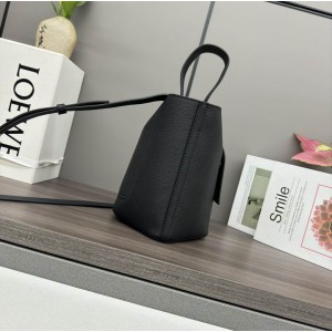 Loewe pebble bucket 16x16x19.5cm Bags