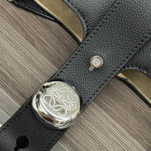 Loewe pebble bucket 16x16x19.5cm Bags