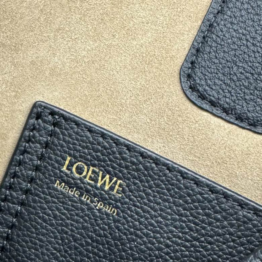 Loewe pebble bucket 16x16x19.5cm Bags