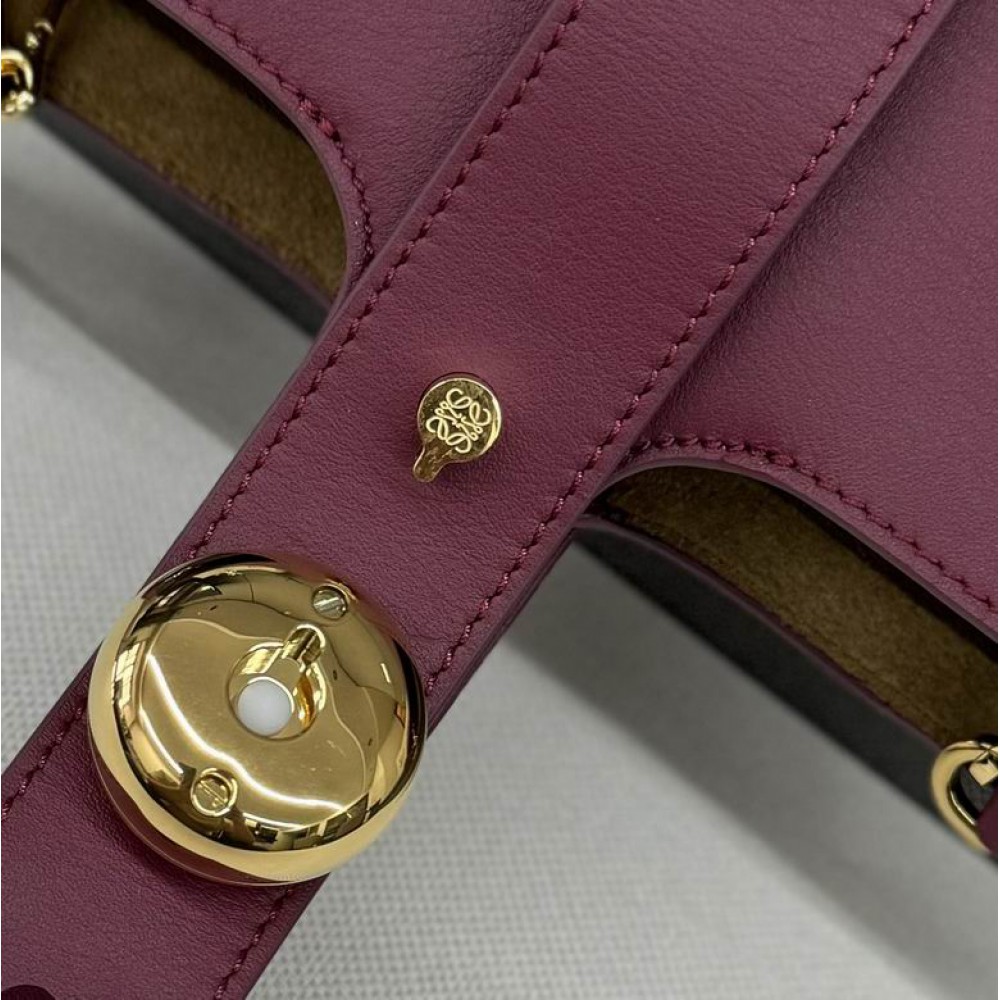 Loewe pebble bucket 16x16x19.5cm Bags