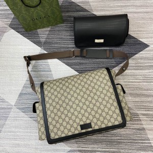 Gucci GG Supreme medium diaper bag 495909 44x28x14cm Bags