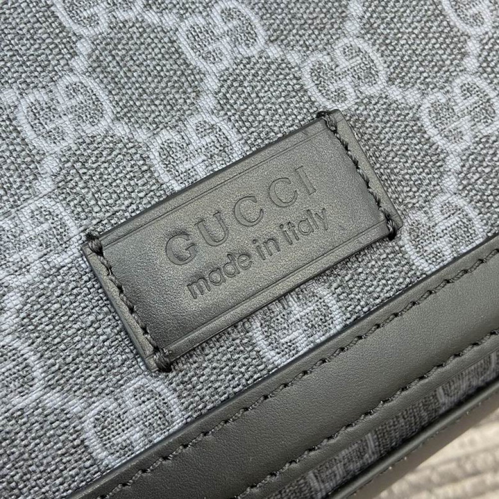 Gucci GG Supreme medium diaper bag 495909 44x28x14cm Bags