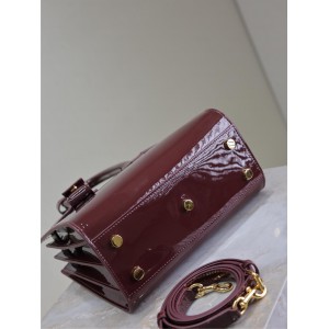 Ysl sac de jour patent leather 22x18x10.5cm Bags