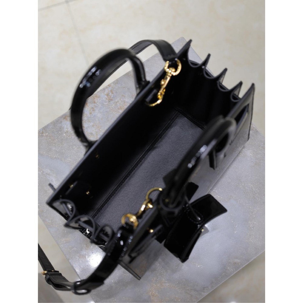 Ysl sac de jour patent leather 22x18x10.5cm Bags