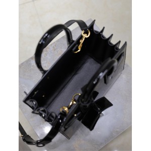 Ysl sac de jour patent leather 22x18x10.5cm Bags