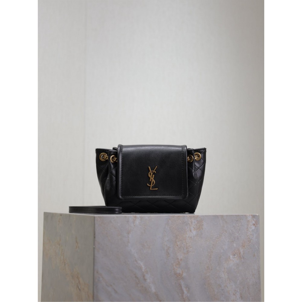 Ysl mini nolita in lambskin 18 x 13 x 6 CM Bags