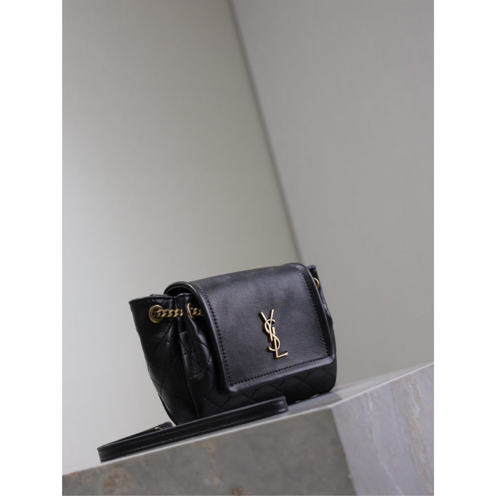 Ysl mini nolita in lambskin 18 x 13 x 6 CM Bags