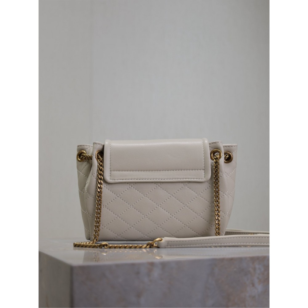 Ysl mini nolita in lambskin 18 x 13 x 6 CM Bags