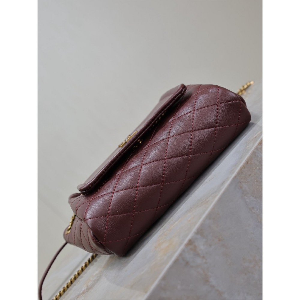 Ysl mini nolita in lambskin 18 x 13 x 6 CM Bags