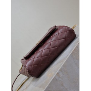 Ysl mini nolita in lambskin 18 x 13 x 6 CM Bags