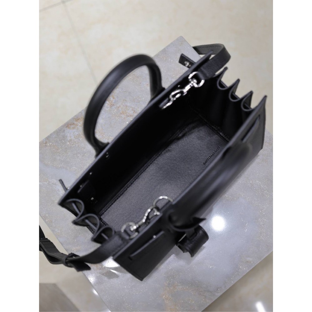 Ysl sac de jour in supple grained leather - nano 22x18x10.5cm Bags