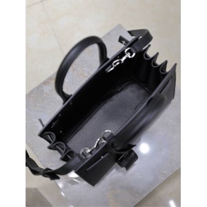 Ysl sac de jour in supple grained leather - nano 22x18x10.5cm Bags