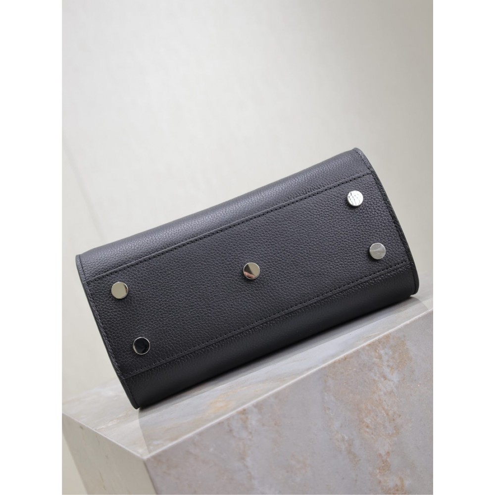 Ysl sac de jour in supple grained leather - nano 22x18x10.5cm Bags