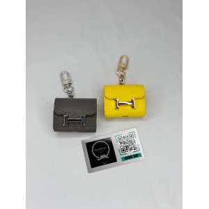 Hermes airpods case 