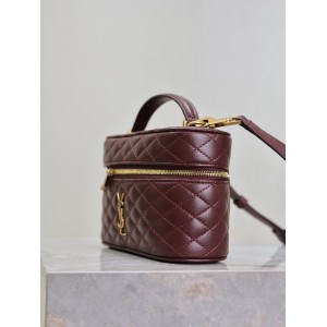 Ysl GABY vanity bag in lambskin 18 x 11 x 6.5 cm Bags