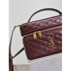 Ysl GABY vanity bag in lambskin 18 x 11 x 6.5 cm Bags