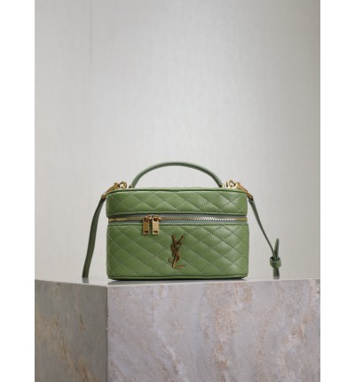 Ysl GABY vanity bag in lambskin 18 x 11 x 6.5 cm