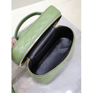 Ysl GABY vanity bag in lambskin 18 x 11 x 6.5 cm Bags