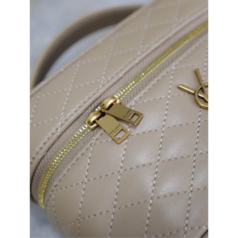 Ysl GABY vanity bag in lambskin 18 x 11 x 6.5 cm Bags