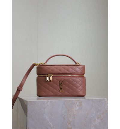 Ysl GABY vanity bag in lambskin 18 x 11 x 6.5 cm