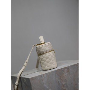 Ysl GABY vanity bag in lambskin 18 x 11 x 6.5 cm Bags